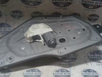 Macara geam dreapta spate Skoda Superb 2 2011