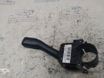 Maneta semnalizare Volkswagen Golf 4 2002