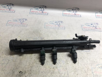 Rampa plus injectoare Volkswagen Golf 4 1.6 Benzina 2003