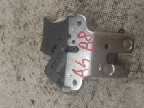 Broasca hayon Audi A4 B8 2011