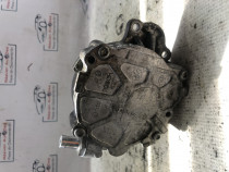 Pompa vacuum Audi A5 2.0 2010