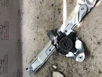 Macara geam dreapta spate Dacia Duster 2019