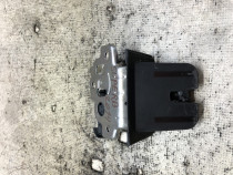 Broasca hayon Skoda Superb 2 2014