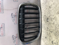 Grila centrala dreapta BMW X1 F48 2017