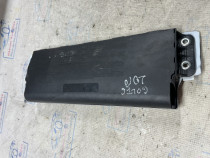 Airbag genunchi Volkswagen Golf 6 Hatchback 2010