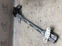 Macara geam dreapta fata Suzuki Vitara 2016