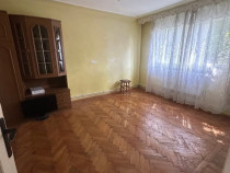 Vand apartament 2 camere etajul 1