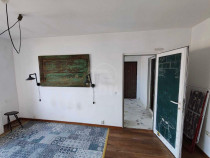 Apartament o camera