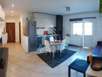 Apartament cu 3 camere, centrala proprie, zona Soarelui