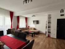 Apartament de v&acirc;nzare 3 camere strada Rozelor