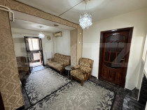 Apartament de 3 camere, decomandat, parter, zona Valea Rosie