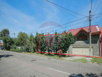 Casă cu 5 camere,489 mp teren de vânzare, în zona Ioș...