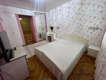 2 camere in zona Aradului