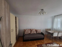 1 camera in zona Medicinei