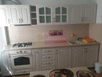 Vanzare apartament 4 camere, zona Mall Vitan, decomandat