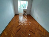 Apartament cu 2 camere, semidecomandat, etajul 2, zona Sa...
