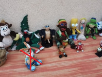 Jucarii plus kinder mcdonalds super eroi Marvel DC jucarie interactiva