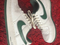 Adidași Nike air force 1