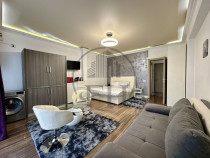 Studio de vanzare Mamaia, prima linie la mare