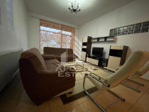 Jumatate de duplex in zona Braytim curte spatioasa