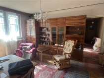 RECO Apartament 4 camere, decomandat, Zona Cantemir