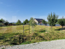 Teren de vanzare 925 mp, zona Valea Jelnei