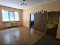 Apartament spațios 2 camere, zona CET Constanța, direct proprietar