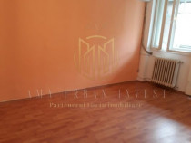 Bulevardul Chisinau garsoniera 33 mp etj 5 ,vedere Buleva...