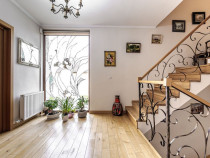 Vilă exclusivistă pe malul Mureșului – design modern...