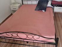 Pat 140x200 cu saltea