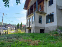 Casa in Comuna Rucar, Argeș, strada Scărișoara