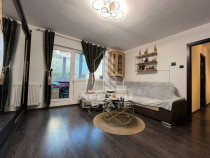 Apartament cu 2 camere, complet renovat, 2 balcoane, etaj...