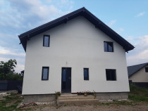 Casa P+E, 150mp, 5 camere teren 400mp, terasa, Lilieci, strada Rozleor
