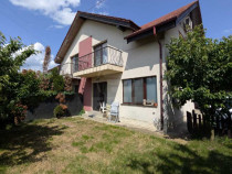 De v&acirc;nzare casă tip duplex &icirc;n Florești, &icirc;ntr-o zonă exclusiv de case !
