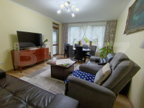 Casa cu 3 camere în suprafață de 122 mp și un teren de 5