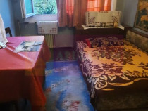 Vanzare apartament 4 camere Titan, metrou M1 si M3