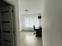 Apartament de 4 caere -Centrul Civic ( 108 MP + Boxa )