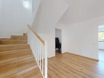 Casa Duplex cu 3 dorm.+ Dressing + Panouri Solare! Cu 2 i...