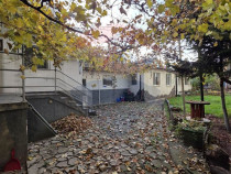 &Icirc;nchiriere imobil Brașov, zonă centrală, strada Aurel...