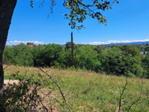 Teren intravilan &icirc;n spatele Spitalului Județean Reșița 4647mp