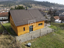 Casa din barne cu 3 dormitoare si pardoseala Gura Humorului
