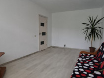 Apartament 3 camere, etaj intermediar, zona Vest