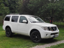 Vând Nissan Pathfinder 7 locuri, Euro 5 ,An2012
