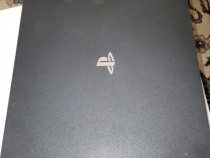 Playstation 4, 1 TB, plus doua controllere