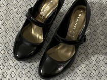 Pantofi NOI firma ECCO casual mărimea 35/36.