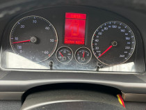 Vw Touran 2005 autoturism