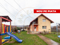 2 case individuale in Com. Titesti sat Bucsenesti-Lotasi- ju