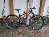 Vând TREK xcaliber 8 roți 29