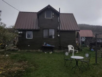 Casa de vara in Comuna Tomesti, sat Chicerea, 900mp teren imprejmuit