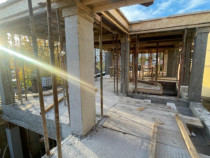 Vila YANG P+1: 189 mp construiți, curte, zona centrală a C